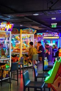 phỏm 8Day